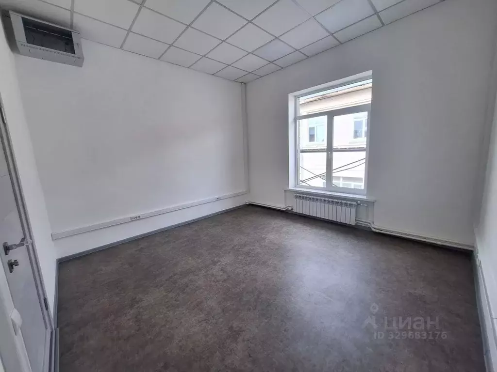 Офис в Новосибирская область, Новосибирск Сухарная ул., 35к3 (21 м) - Фото 1