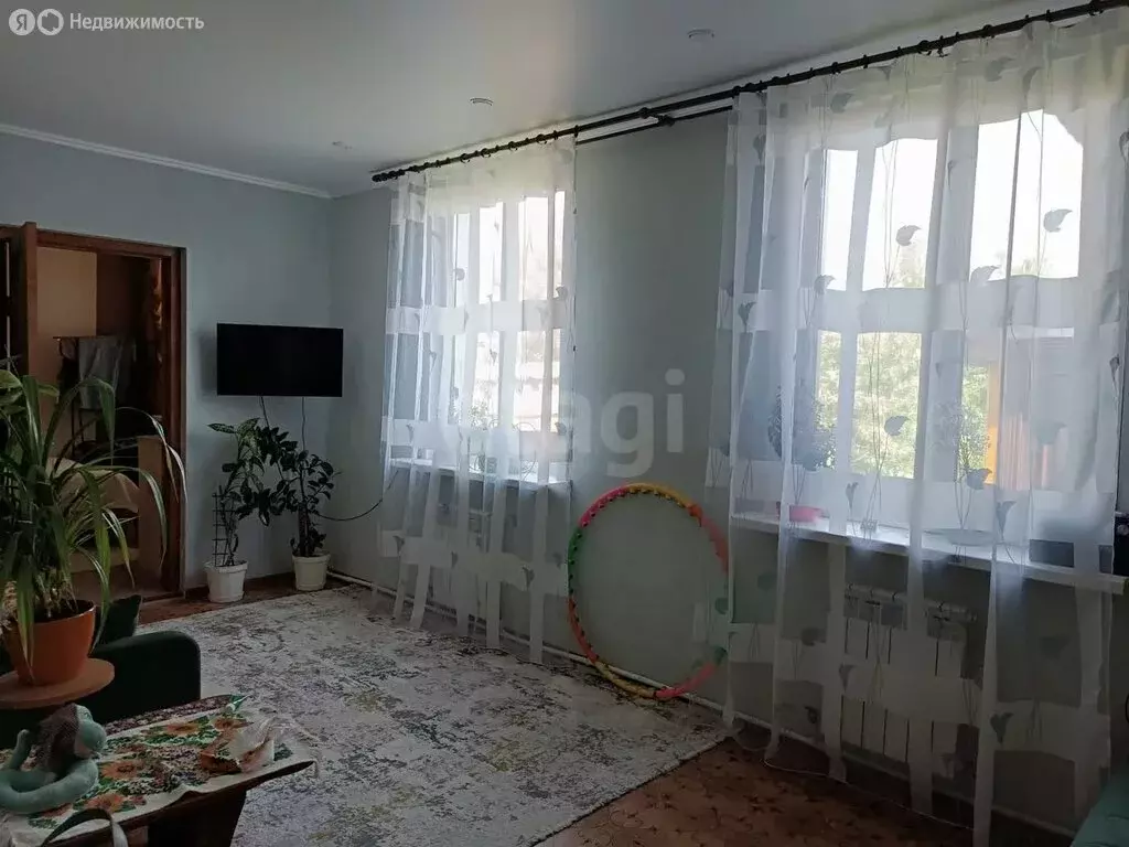 3-комнатная квартира: посёлок городского типа Богандинский, Садовая ... - Фото 1