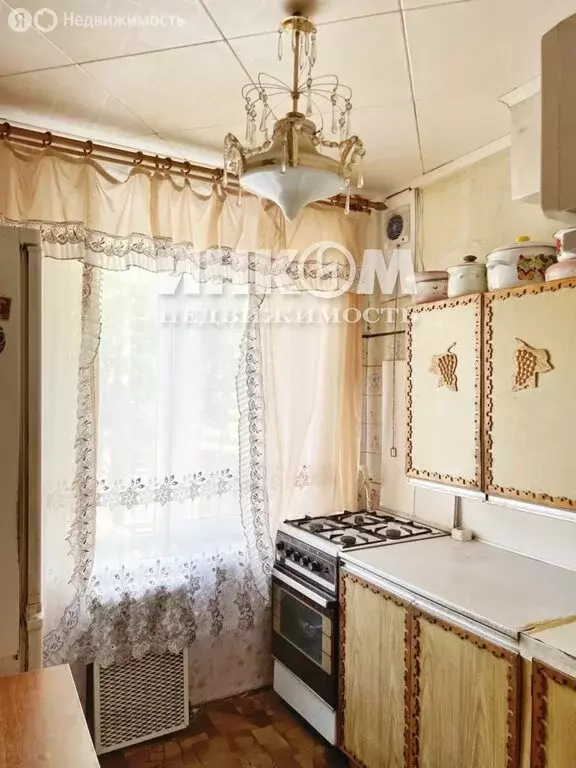 1-комнатная квартира: посёлок Большевик, улица Ленина, 16 (31.5 м) - Фото 1