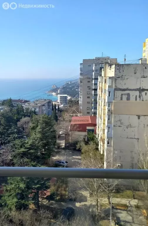 2-комнатная квартира: Алупка, улица И. Левитана, 3А (62 м) - Фото 2