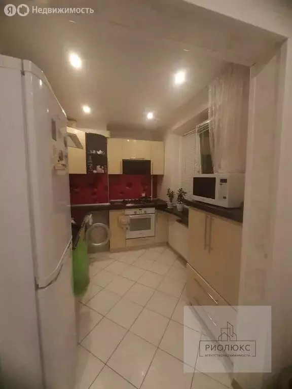 2-комнатная квартира: Магнитогорск, улица Зелёный Лог, 33/2 (50.2 м) - Фото 2