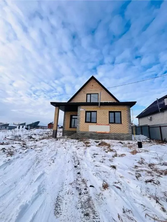 Дом в Алтайский край, Барнаул городской округ, пос. Центральный ул. ... - Фото 1