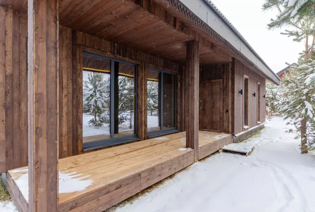 Дом в Свердловская область, Березовский муниципальный округ, пос. ... - Фото 1