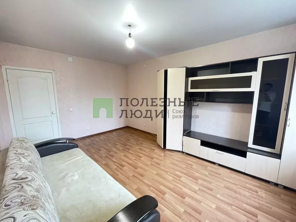 1-к кв. Татарстан, Набережные Челны ул. Раскольникова, 28 (40.0 м) - Фото 1