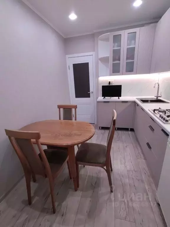 3-к кв. Татарстан, Набережные Челны ул. Раскольникова, 21 (75.5 м) - Фото 1