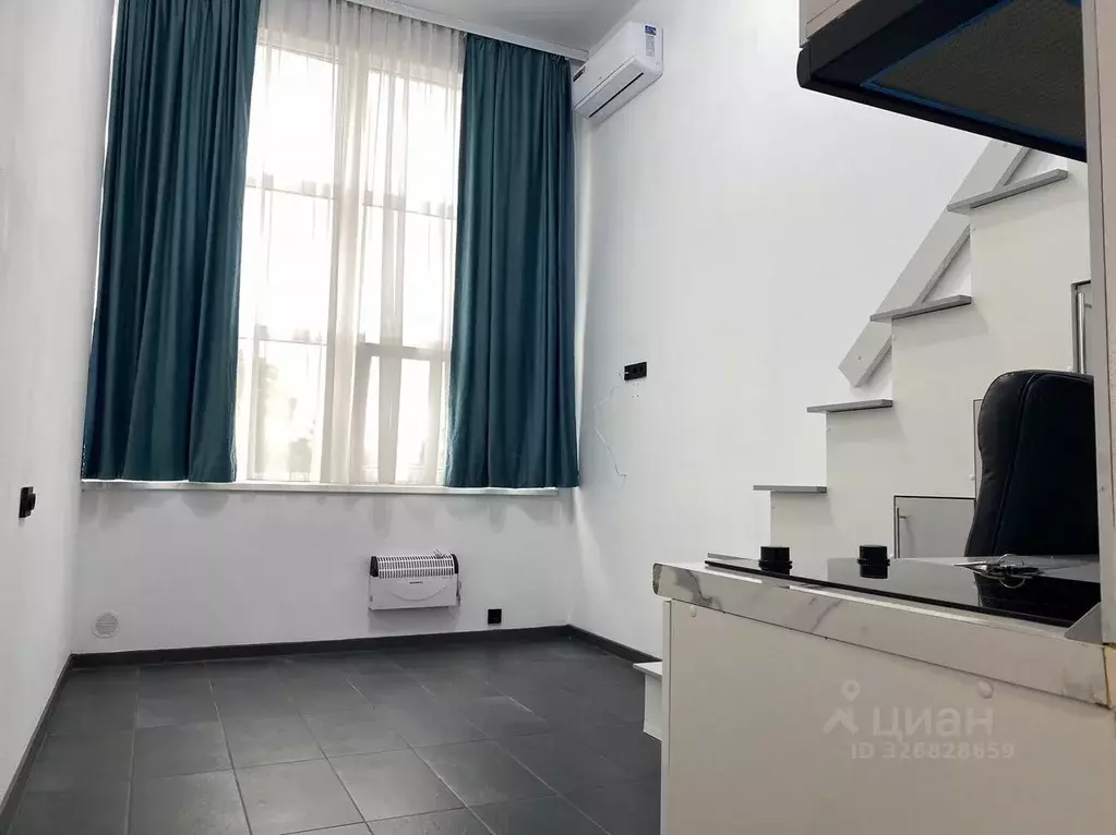 Офис в Краснодарский край, Сочи ул. Свердлова, 55 (39 м) - Фото 1