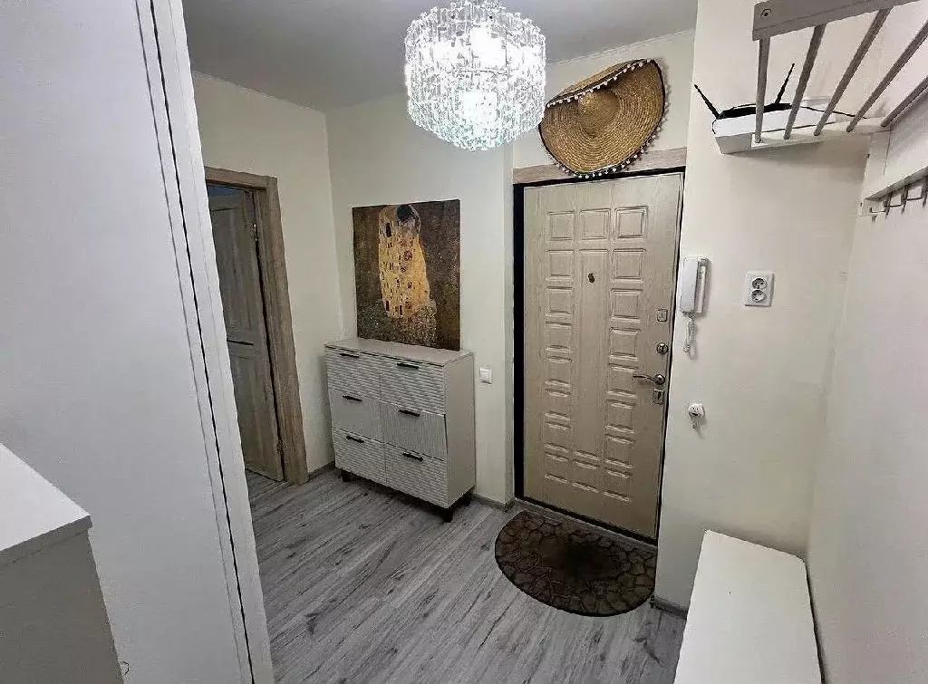 Продается 2-комнатная квартира - Фото 1