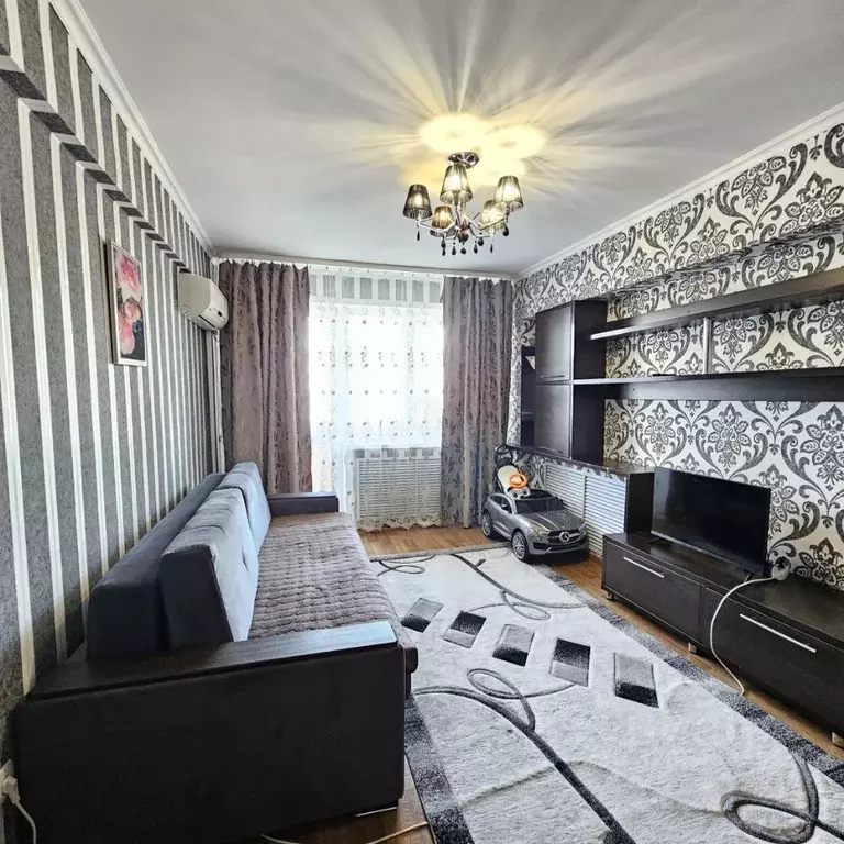 2-к кв. Брянская область, Брянск ул. Ромашина, 38 (49.4 м) - Фото 1