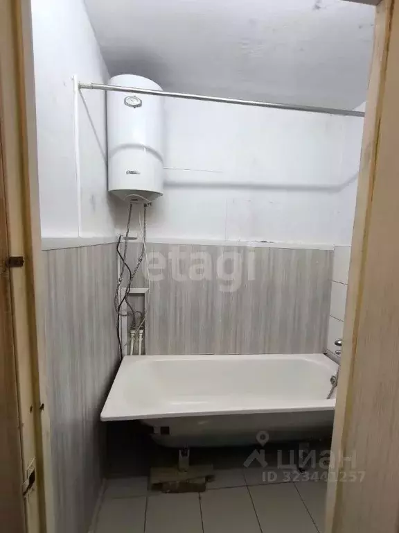 2-к кв. Хабаровский край, Хабаровск Гаражный проезд, 7 (32.0 м) - Фото 1