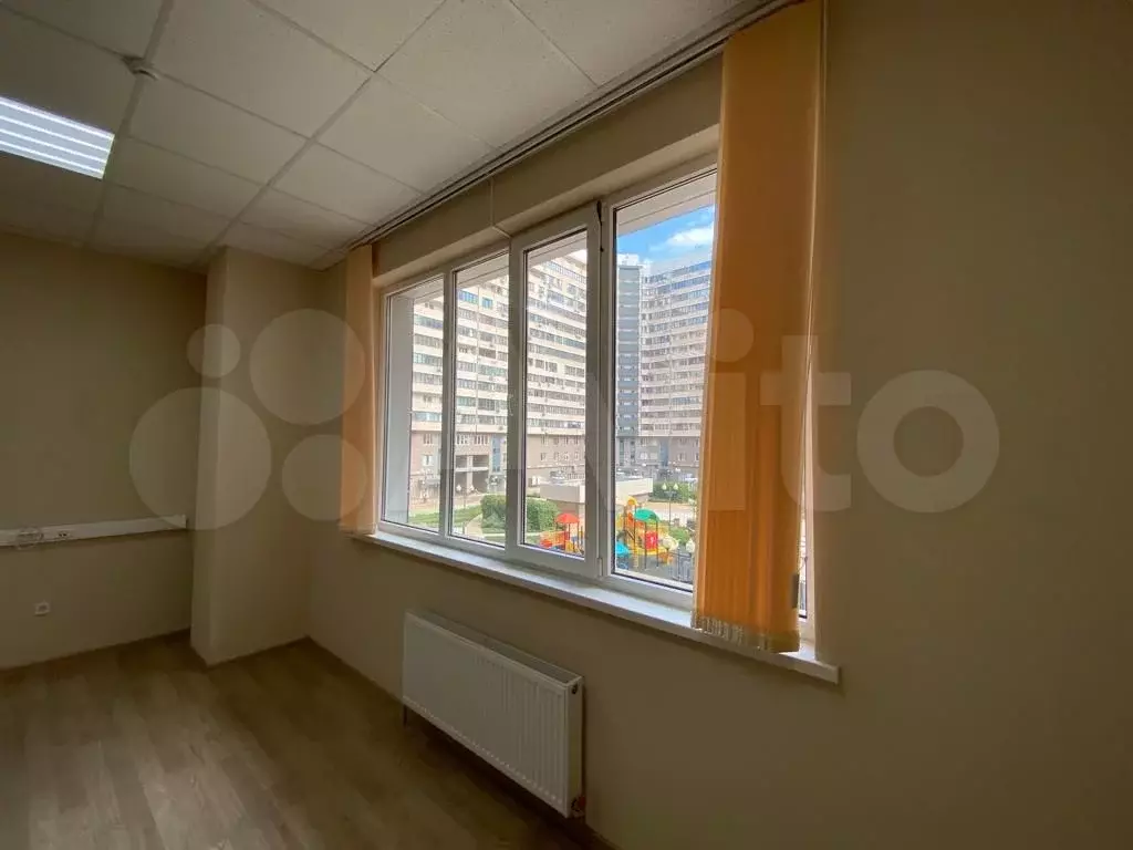 Сдается в аренду офис в ЖК Центральном 33,5 м2 - Фото 1