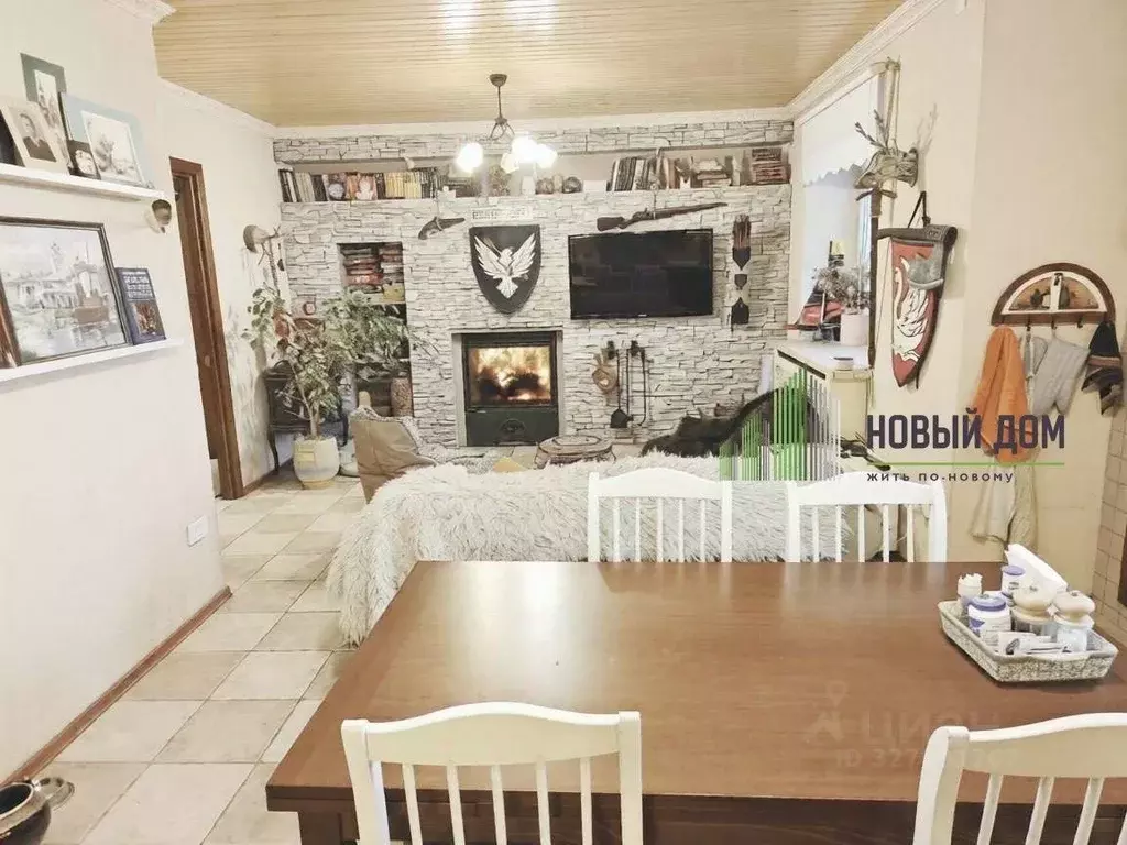 3-к кв. Новгородская область, Великий Новгород Московская ул., 10 ... - Фото 1