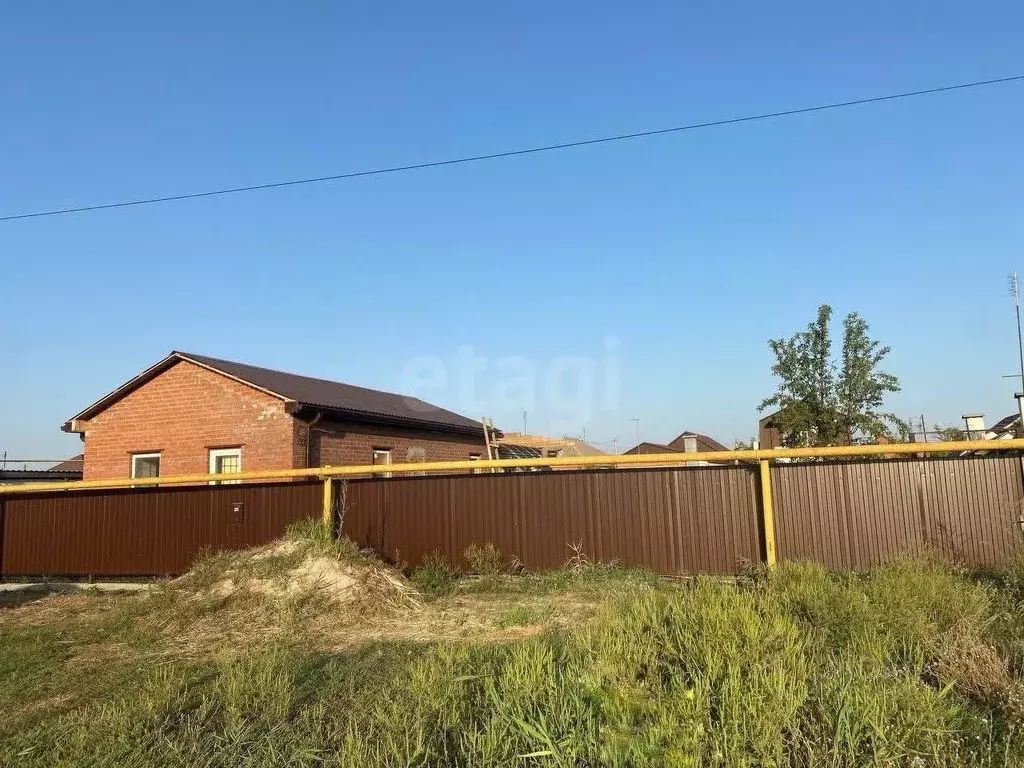 Дом в Ростовская область, Азовский район, с. Самарское Базарный пер. ... - Фото 1