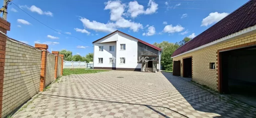 Дом в Пензенская область, Бессоновский район, с. Чемодановка ... - Фото 1