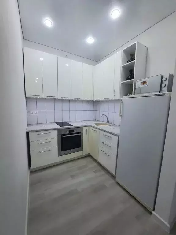 1-к кв. Тюменская область, Тюмень ул. Республики, 204к4 (41.0 м) - Фото 0