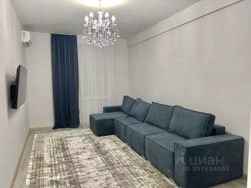 3-к кв. Дагестан, Махачкала просп. Казбекова, 220 (80.0 м) - Фото 0