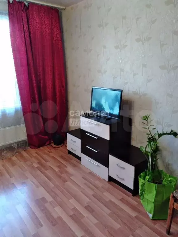 Комната 16,5 м в 5-к., 1/10 эт. - Фото 0