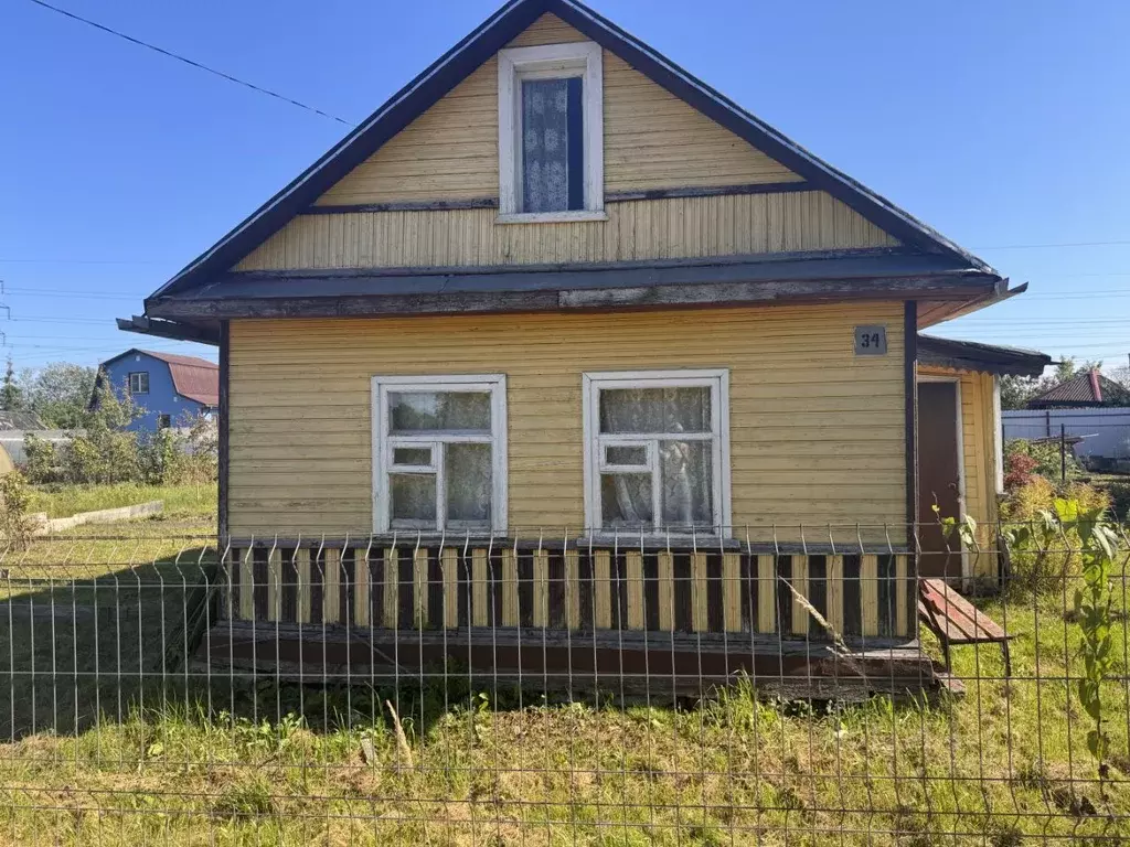 Дом в Новгородская область, Новгородский район, Ермолинское с/пос, № 4 ... - Фото 0