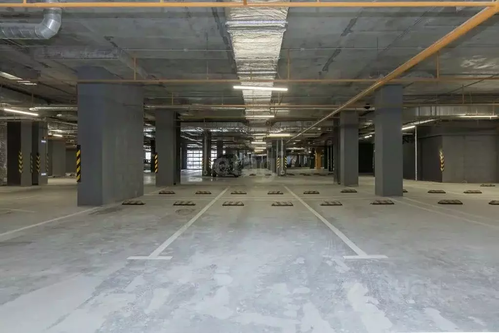 Гараж в Тюменская область, Тюмень ул. Тимофея Чаркова, 93 (13 м) - Фото 1