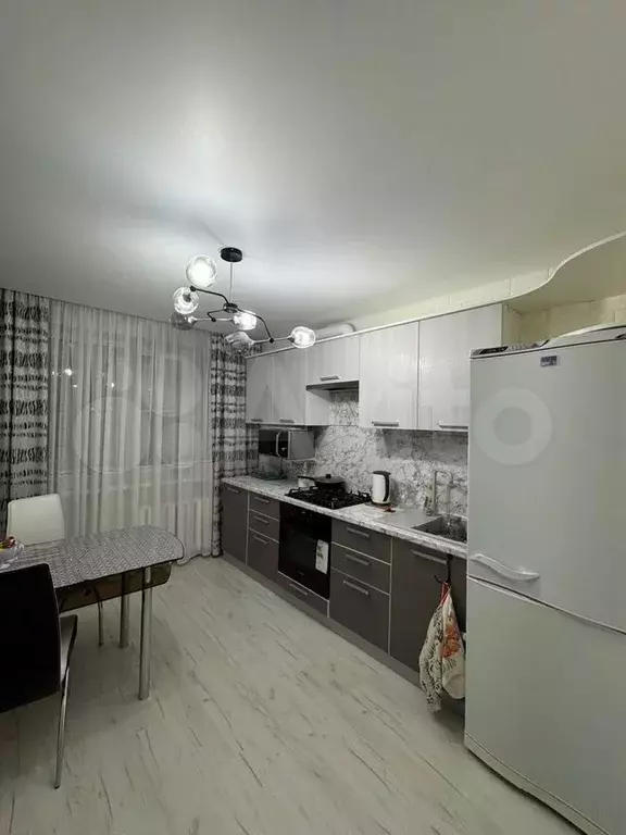 1-к. квартира, 42 м, 3/9 эт. - Фото 0