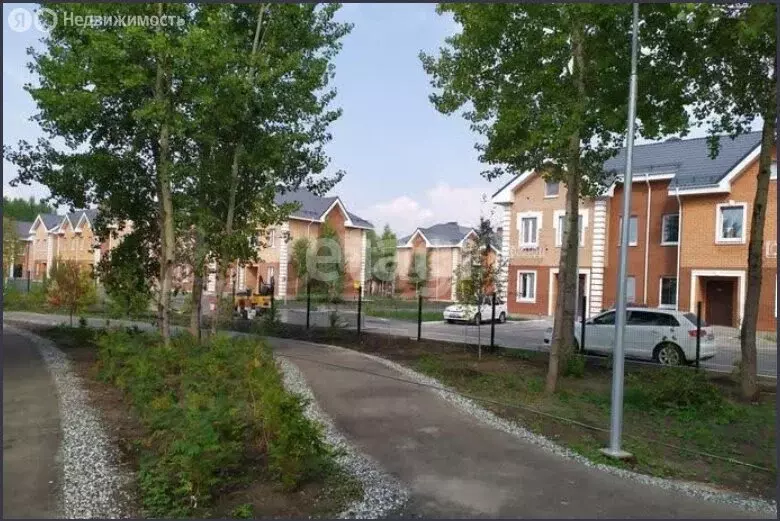 2-комнатная квартира: Тюмень, улица Александра Звягина, 5 (51.5 м) - Фото 2