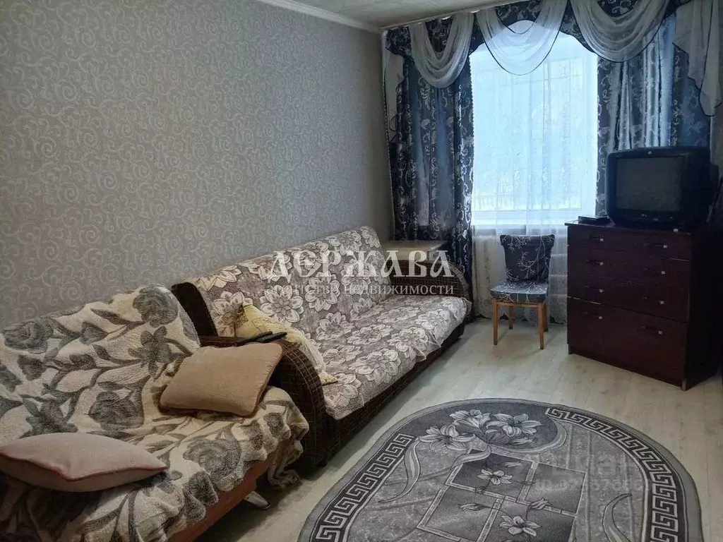 1-к кв. Белгородская область, Старый Оскол Заводская ул., 2Б (29.0 м) - Фото 1