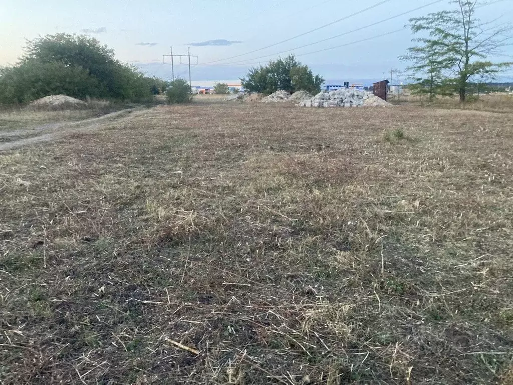 Участок в Крым, Симферопольский район, Трудовское с/пос, Ветеран 2 СНТ ... - Фото 1