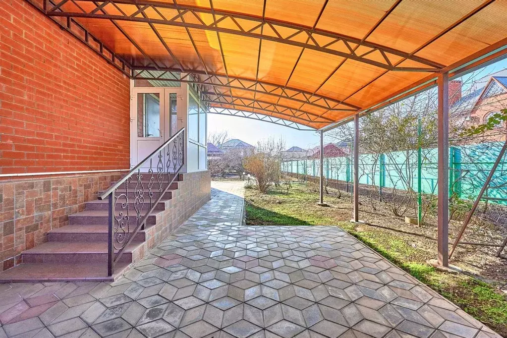 Дом в Краснодарский край, Краснодар Горхутор мкр, ул. Сургутская (208 ... - Фото 1