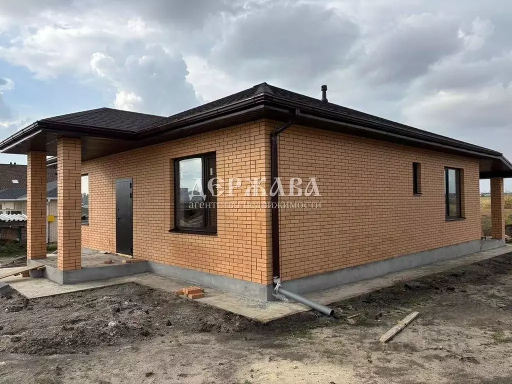 Коттедж в Белгородская область, Старый Оскол Пролески мкр,  (110 м) - Фото 1