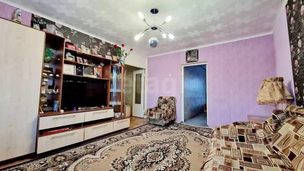 3-к кв. Татарстан, Казань Теплично-комбинатская ул., 10 (65.6 м) - Фото 0
