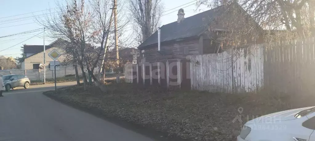 Дом в Саратовская область, с. Усть-Курдюм ул. Большая Советская, 69 ... - Фото 0
