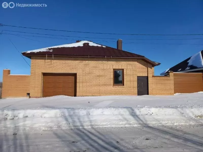 Дом в село Ивановка, улица Семёна Романенко, 97 (160.5 м) - Фото 1