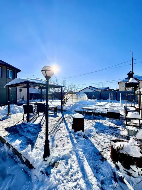 Коттедж в Хабаровский край, Хабаровск Светлая ул. (200 м) - Фото 0