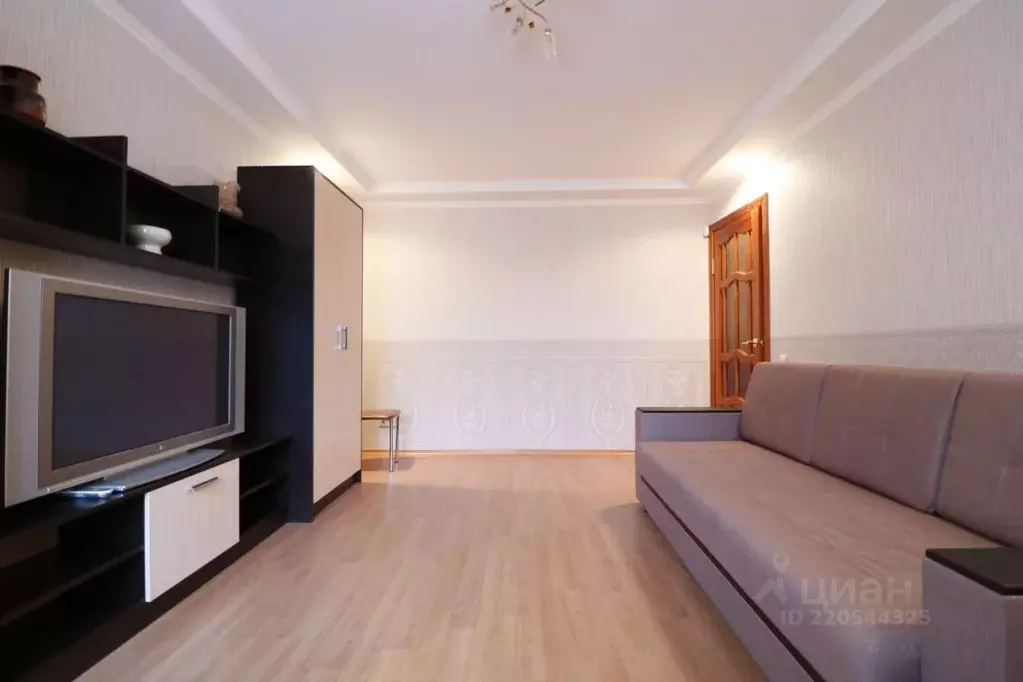 3-к кв. Татарстан, Казань ул. Марселя Салимжанова, 17 (72.0 м) - Фото 1