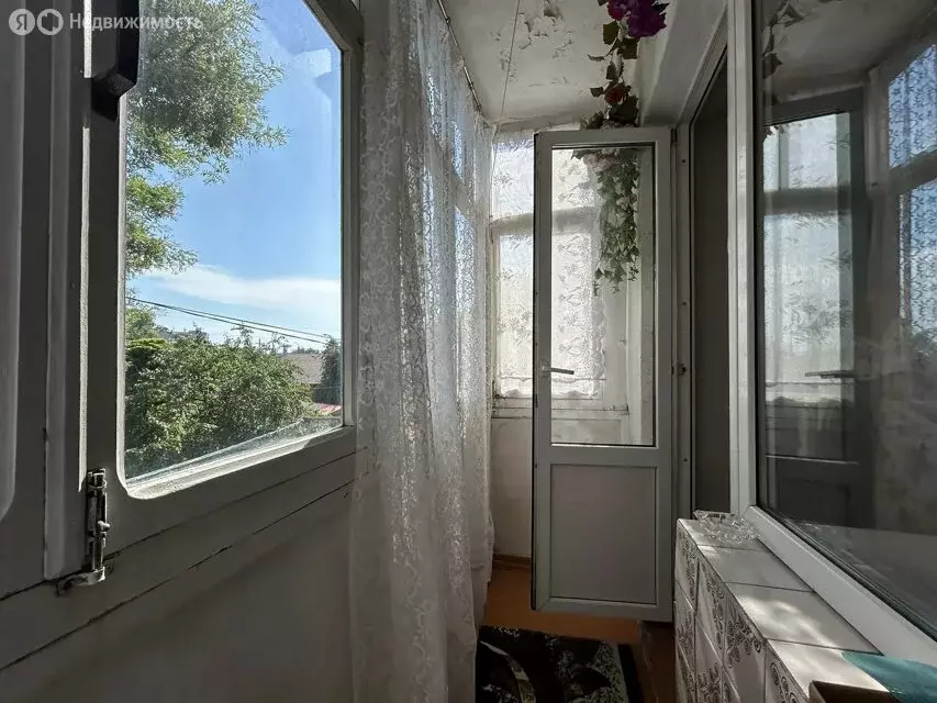 2-комнатная квартира: Таганрог, улица Розы Люксембург, 305 (47 м) - Фото 0