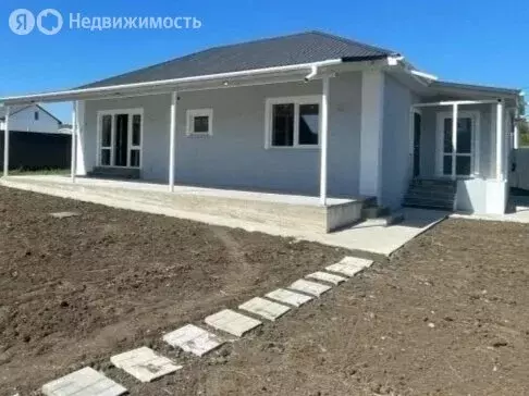 Дом в Пионерское, улица Идриса Асанина (120 м) - Фото 1