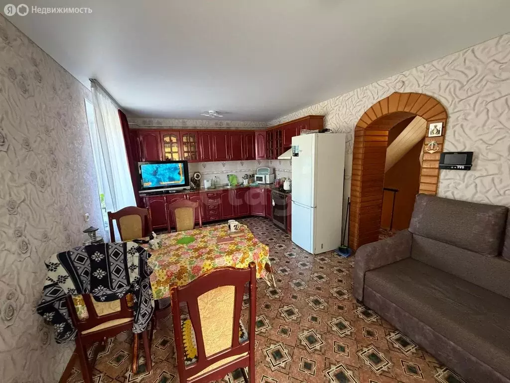 Дом в Златоуст, Громатушная улица (250 м) - Фото 2