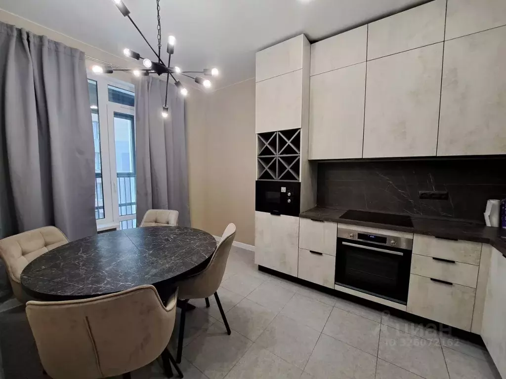 3-к кв. Московская область, Одинцово Микрорайон Клубничное Поле, 4 ... - Фото 1