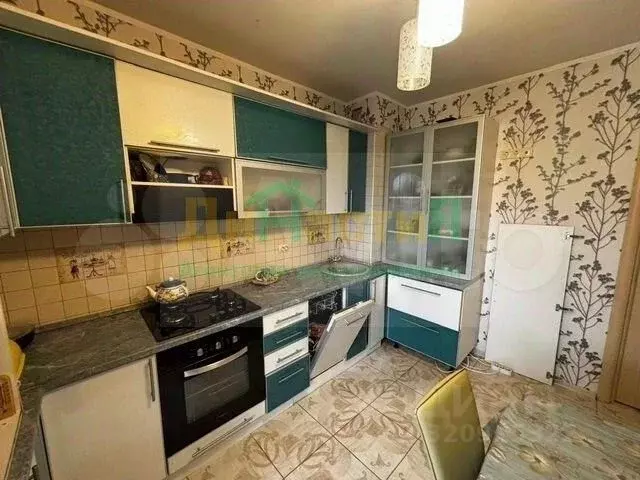 2-к кв. Белгородская область, Белгород ул. Есенина, 44 (60.0 м) - Фото 1