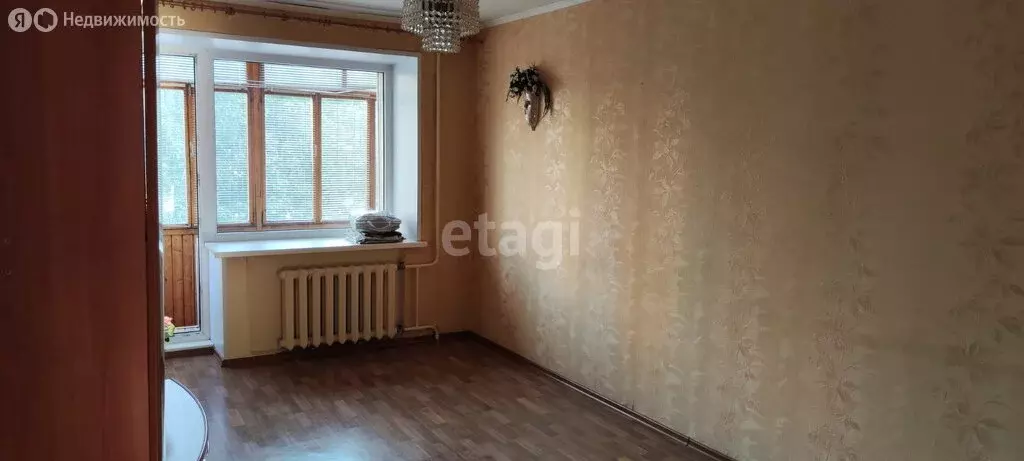 3-комнатная квартира: Тюмень, улица Рационализаторов, 19 (56 м) - Фото 1