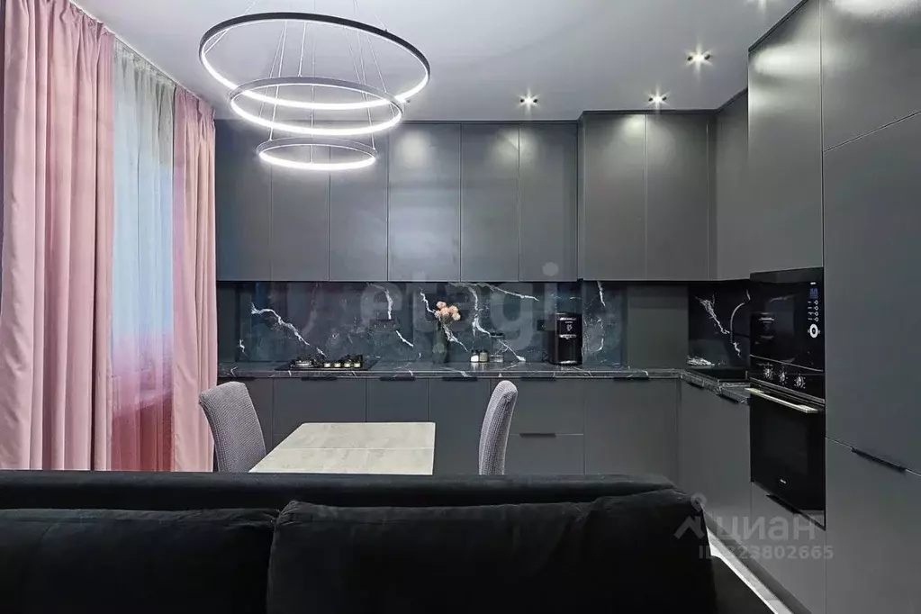 3-к кв. Калининградская область, Гурьевский муниципальный округ, пос. ... - Фото 1