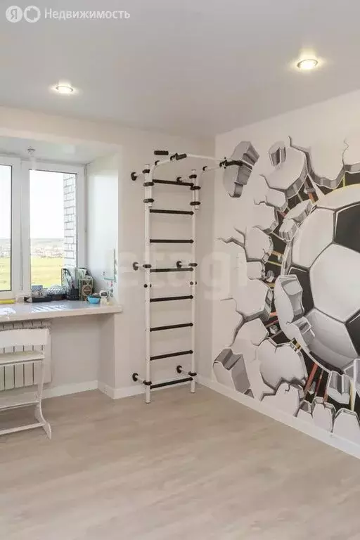 3-комнатная квартира: Чигири, улица Воронкова, 7 (72 м) - Фото 1