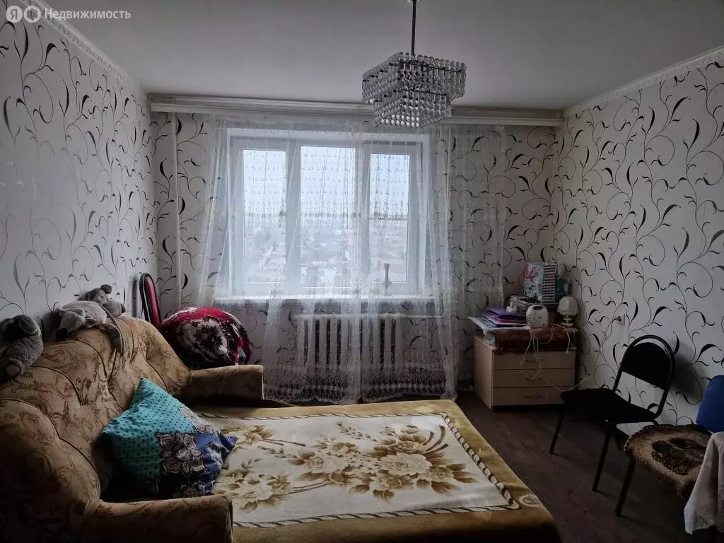 3-комнатная квартира: Курск, улица Маяковского, 109 (54.2 м) - Фото 1