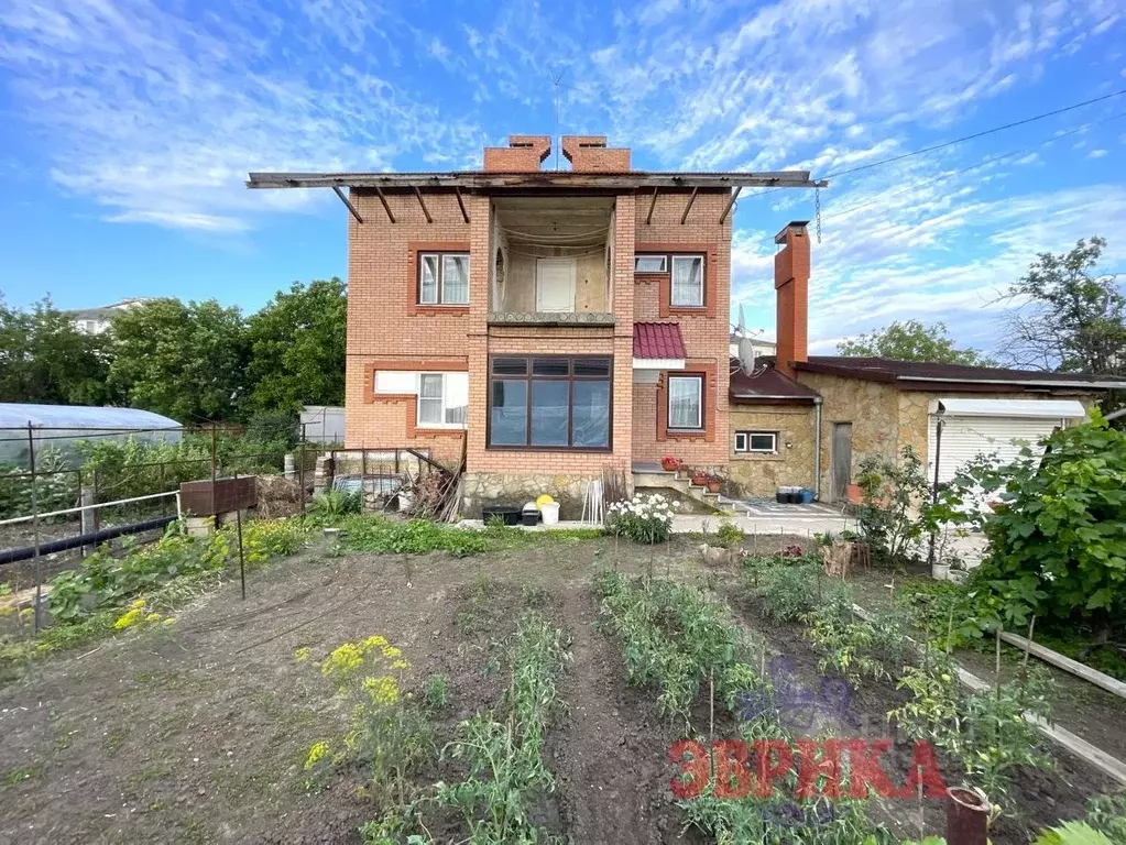 Дом в Краснодарский край, Крымск Советская ул., 228А (315 м) - Фото 1