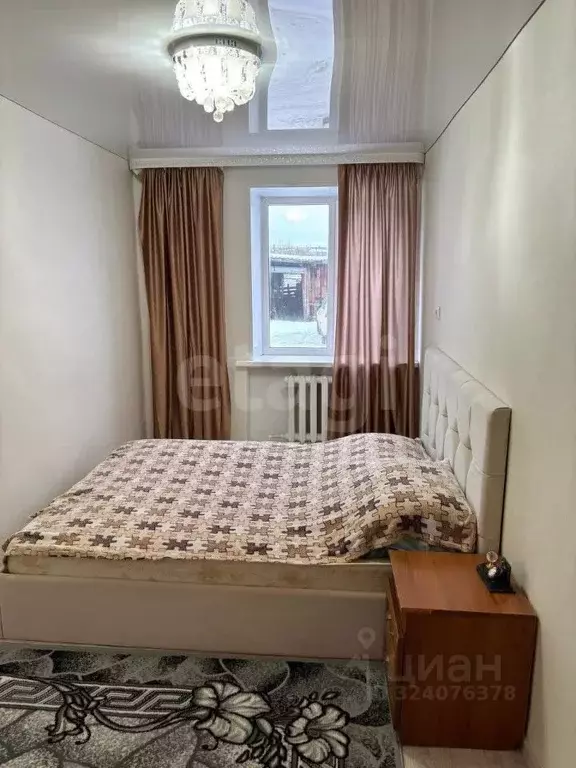 3-к кв. Челябинская область, пос. Увельский ул. 60 лет Октября, 4 ... - Фото 1