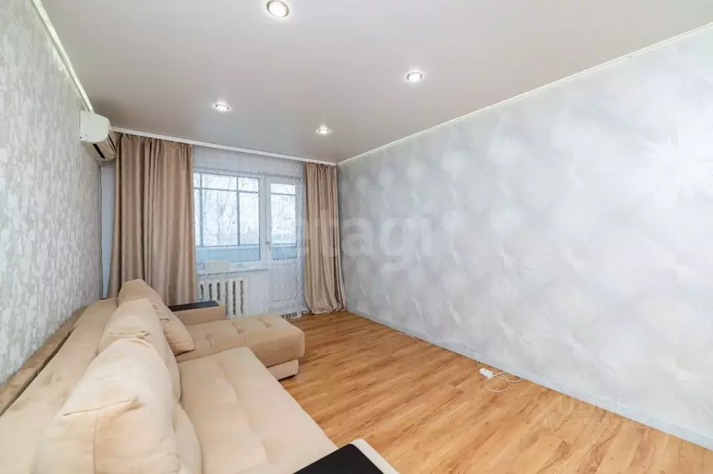 3-к кв. Курганская область, Курган ул. Перова, 20 (63.3 м) - Фото 1