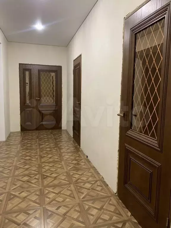 3-к. квартира, 106 м, 4/10 эт. - Фото 0
