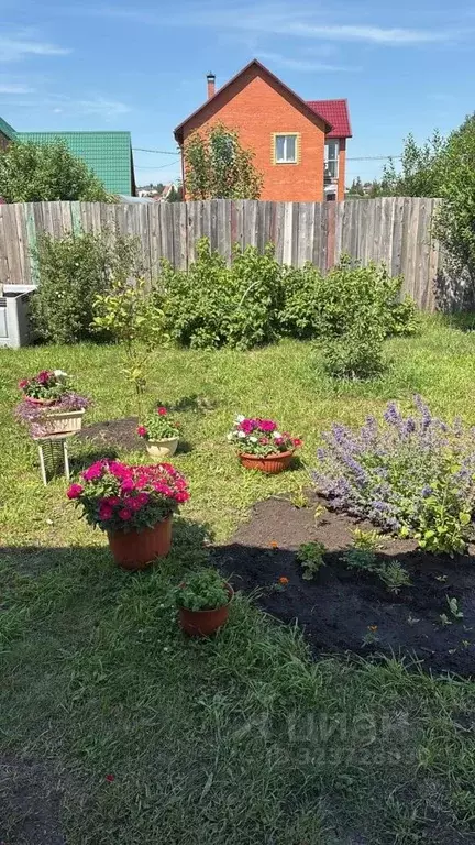 Дом в Красноярский край, Красноярск городской округ, д. Минино, ... - Фото 1