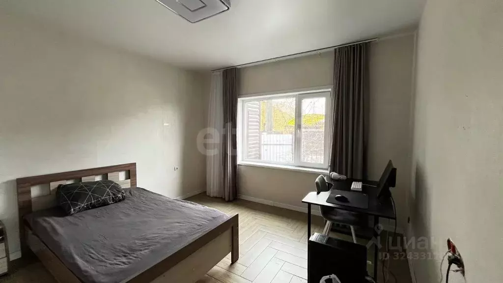 Дом в Бурятия, Улан-Удэ ул. Антонова, 73 (90 м) - Фото 1