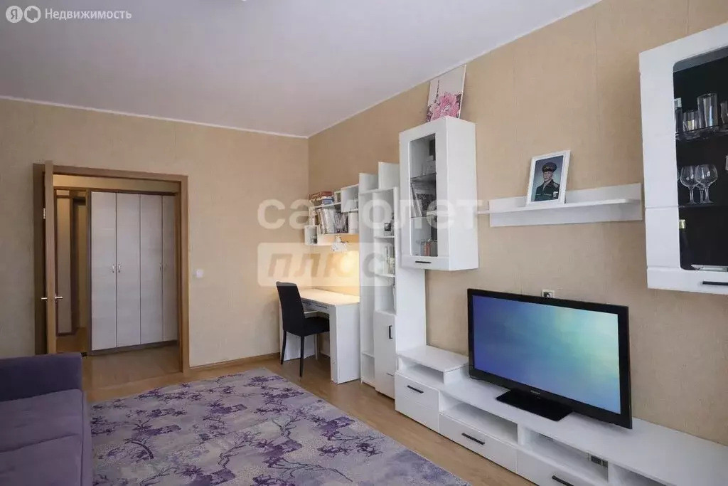 3-комнатная квартира: Касли, улица Ленина, 10 (62.3 м) - Фото 1