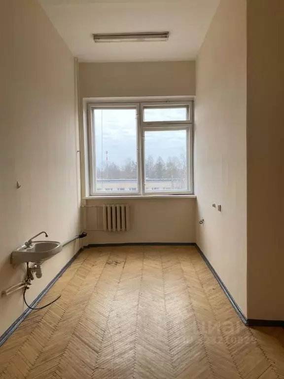 Помещение свободного назначения в Санкт-Петербург пос. Тярлево,  (16 ... - Фото 1